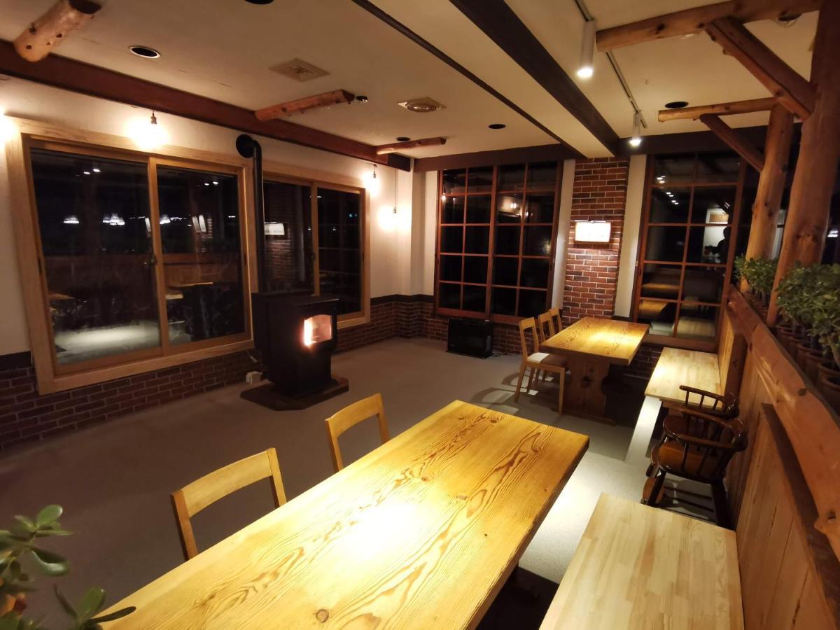 Fujio Pension Madarao Apartment Hotel & Restaurant Iiyama Esterno foto